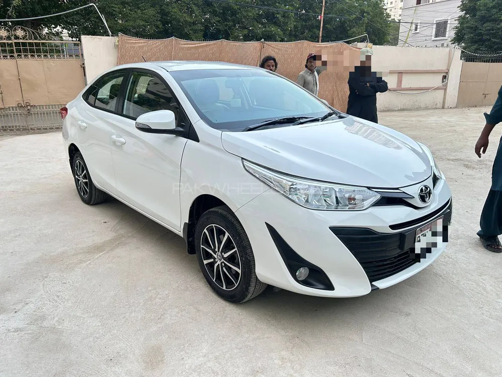 Toyota Yaris Sedan 2024 for Sale in Karachi Image-1