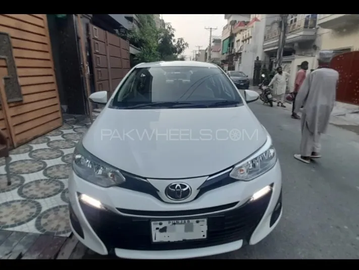 Toyota Yaris Sedan 2022 for Sale in Lahore Image-1