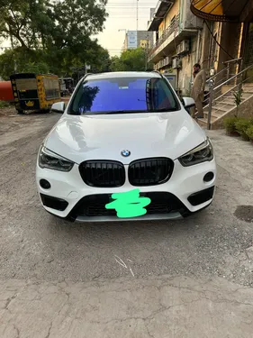 BMW X1 sDrive18i A/T 2017