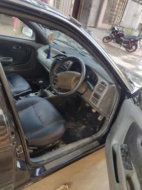 Suzuki Baleno JXR 2005