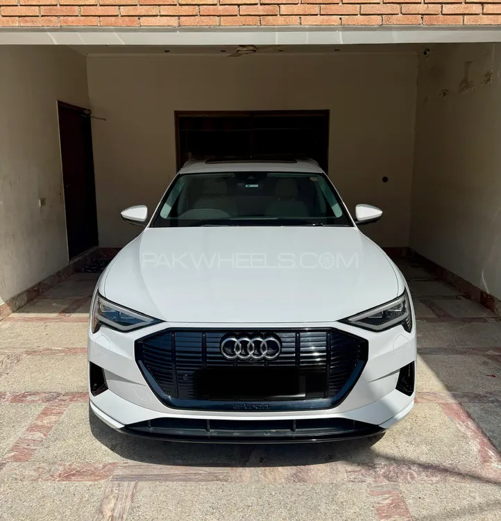 آوڈی ای-ٹران 2021 for Sale in لاہور Image-1