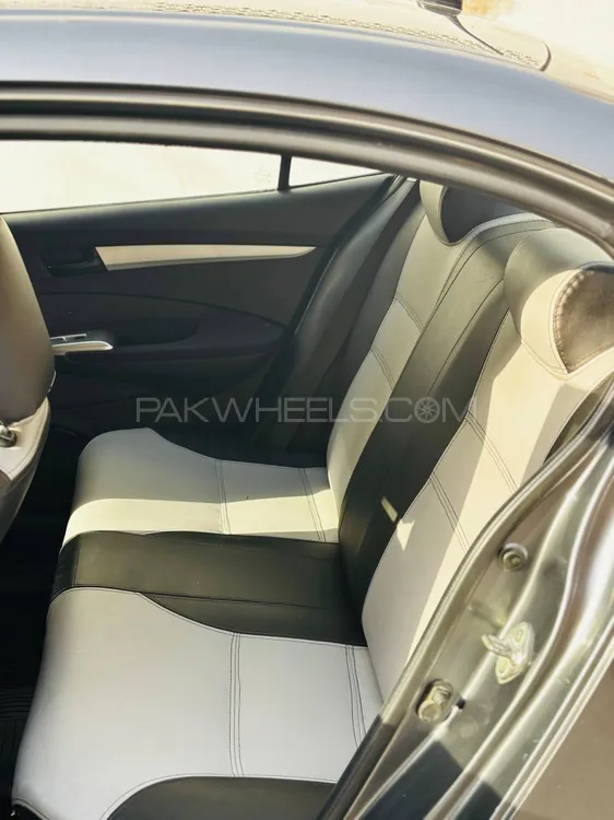 Honda City 2010 for Sale in Bhakkar Honda City 2010 for Sale in Bhakkar Image-10