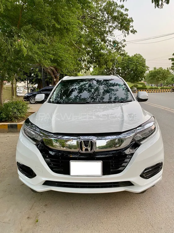 Honda Vezel 2015 for Sale in Karachi Image-1