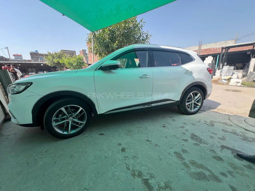 MG HS 2022 for Sale in Gujranwala Image-1