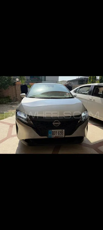 Nissan Note 2021 for Sale in Lahore Image-1