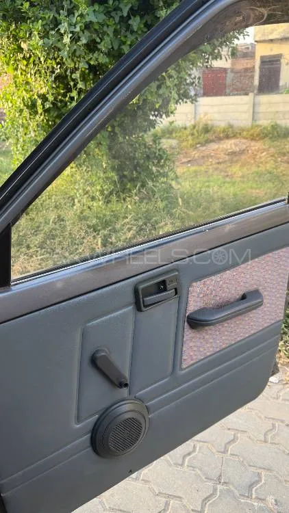 Suzuki Mehran 2014 for Sale in Lahore Suzuki Mehran 2014 for Sale in Lahore Image-12