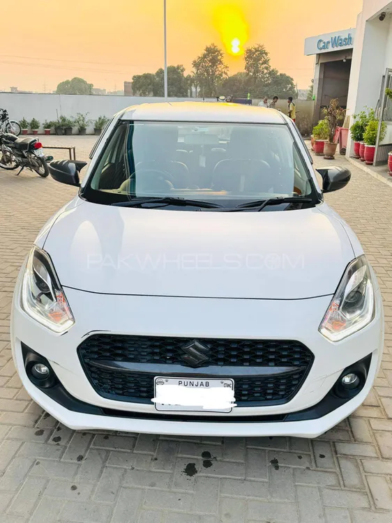 Suzuki Swift 2023 for Sale in Sialkot Image-1