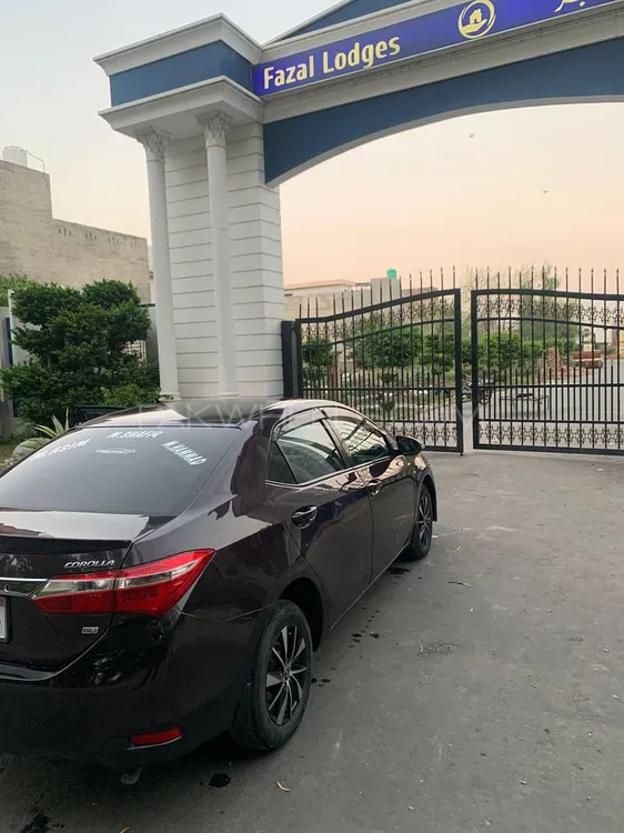 Toyota Corolla 2015 for Sale in Okara Image-1