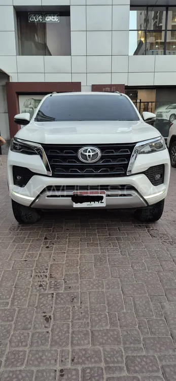 Toyota Fortuner 2021 for Sale in Karachi Image-1