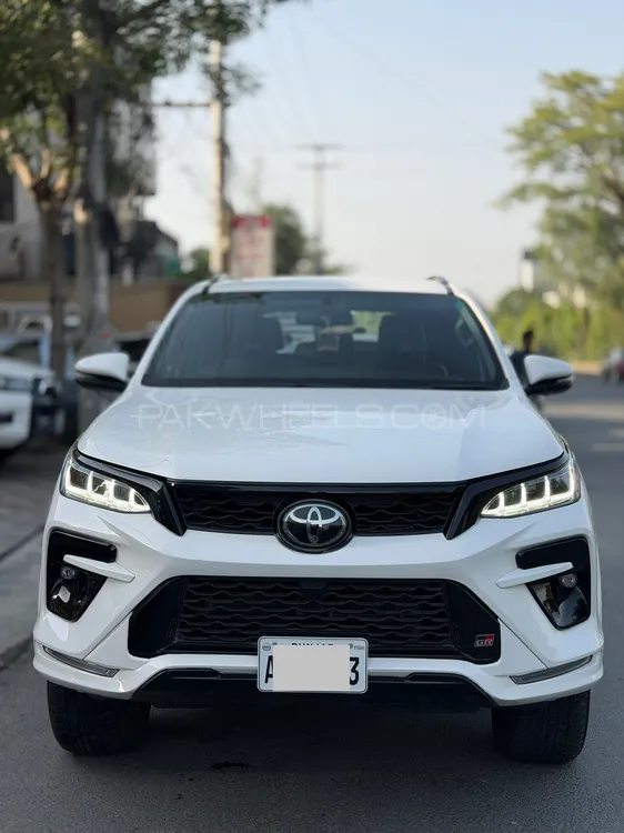 Toyota Fortuner 2023 for Sale in Lahore Image-1