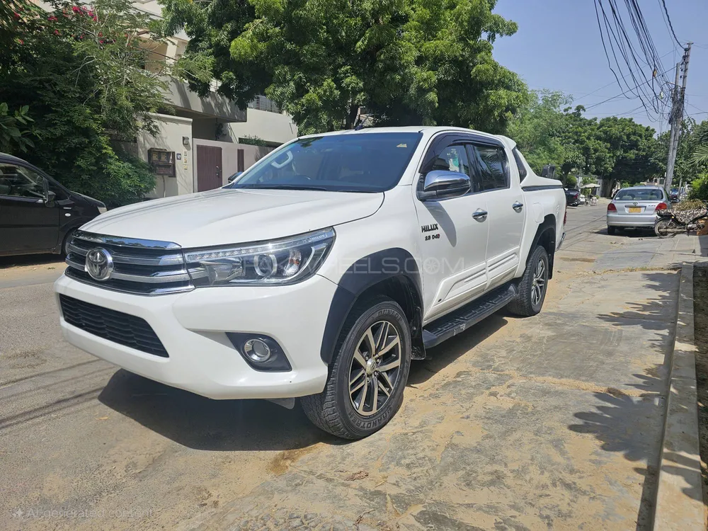 Toyota Hilux 2018 for Sale in Karachi Image-1