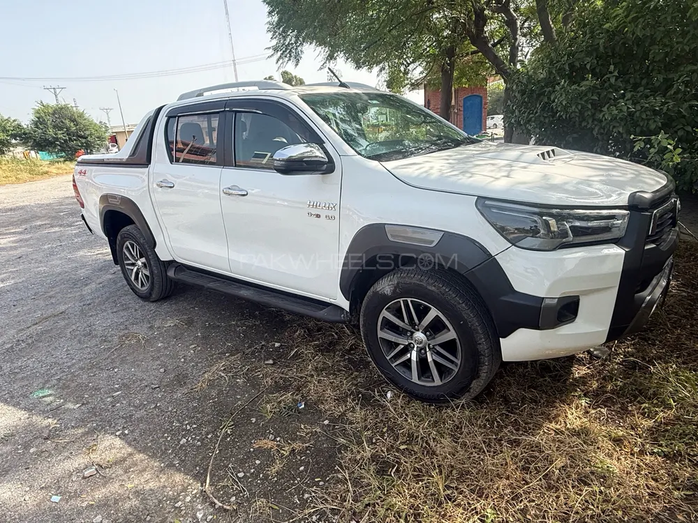 Toyota Hilux 2017 for Sale in Islamabad Toyota Hilux 2017 for Sale in Islamabad Image-1