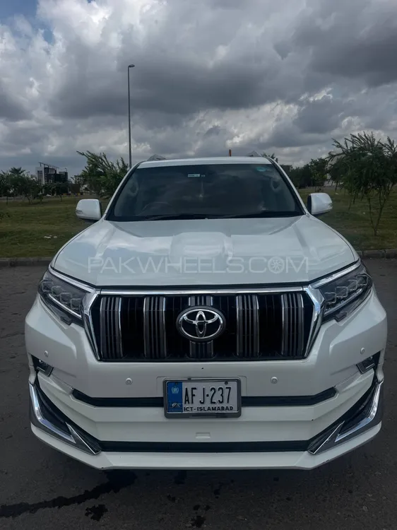 Toyota Prado 2012 for Sale in Islamabad Image-1