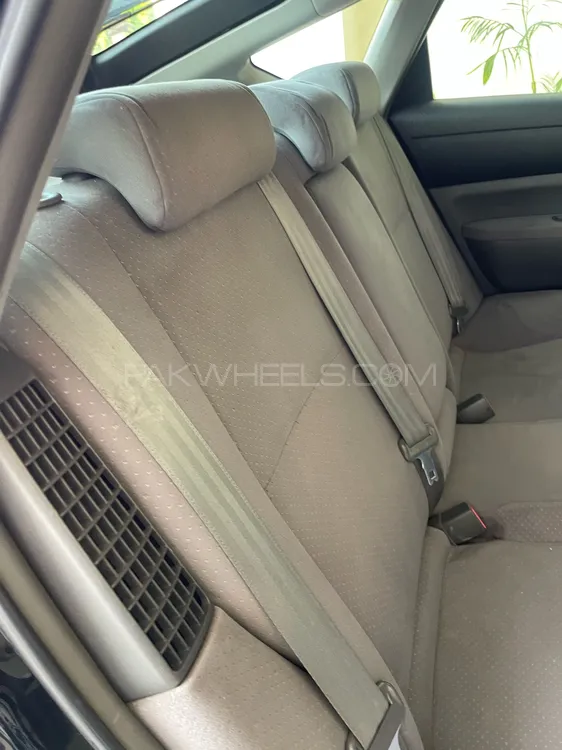 Toyota Prius 2007 for Sale in Lahore Toyota Prius 2007 for Sale in Lahore Image-8