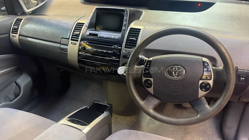 Toyota Prius 2007 for Sale in Lahore Toyota Prius 2007 for Sale in Lahore Image-10