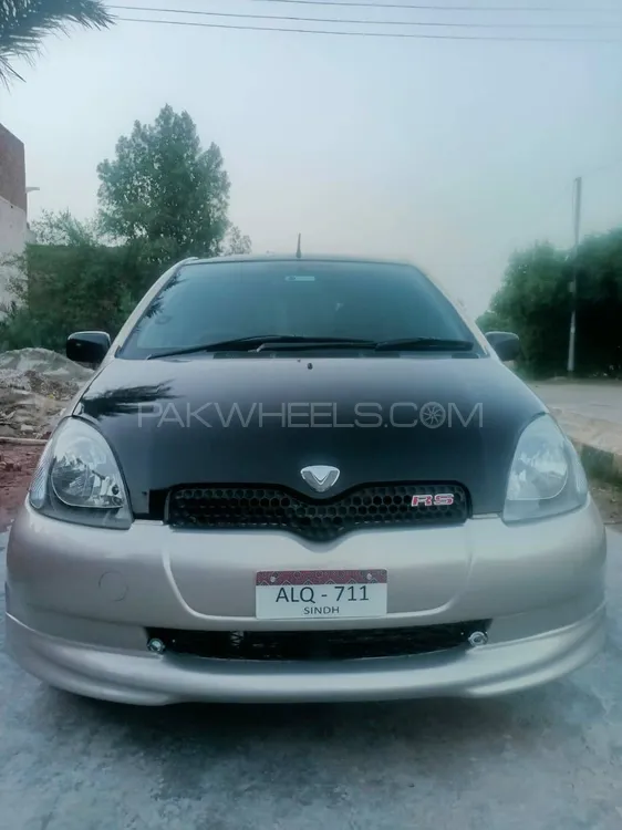 Toyota Vitz 2005 for Sale in Multan Image-1
