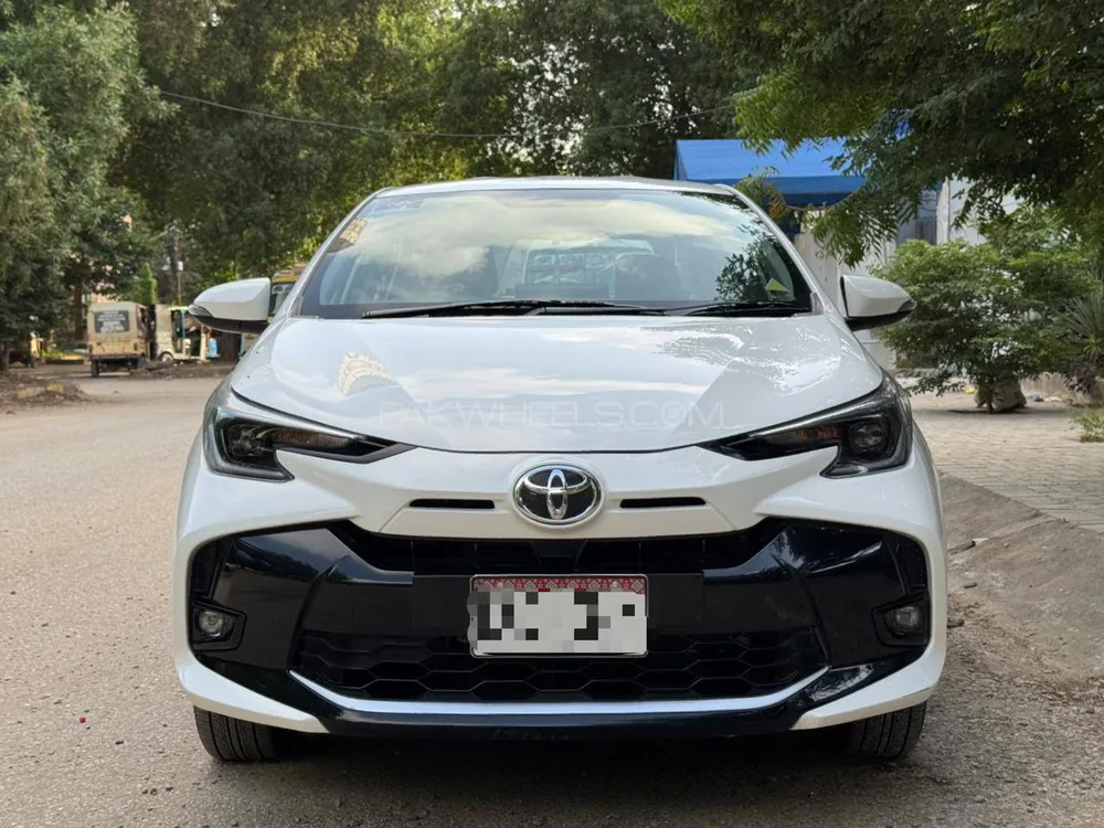 Toyota Yaris Sedan 2024 for Sale in Karachi Image-1