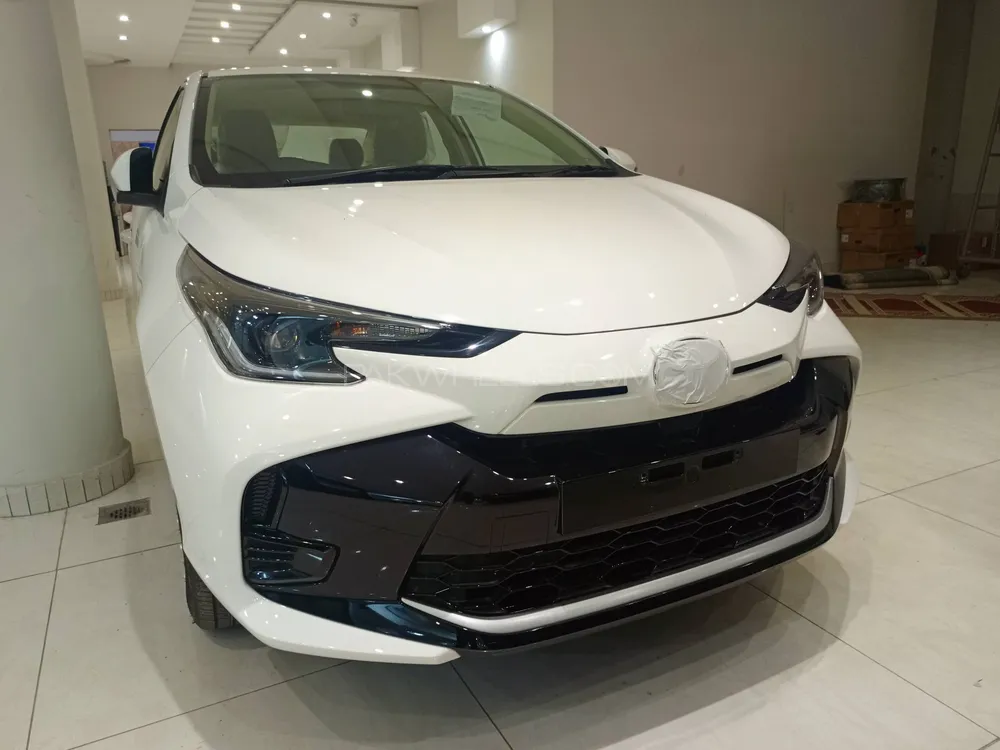 Toyota Yaris Sedan 2025 for Sale in Lahore Image-1