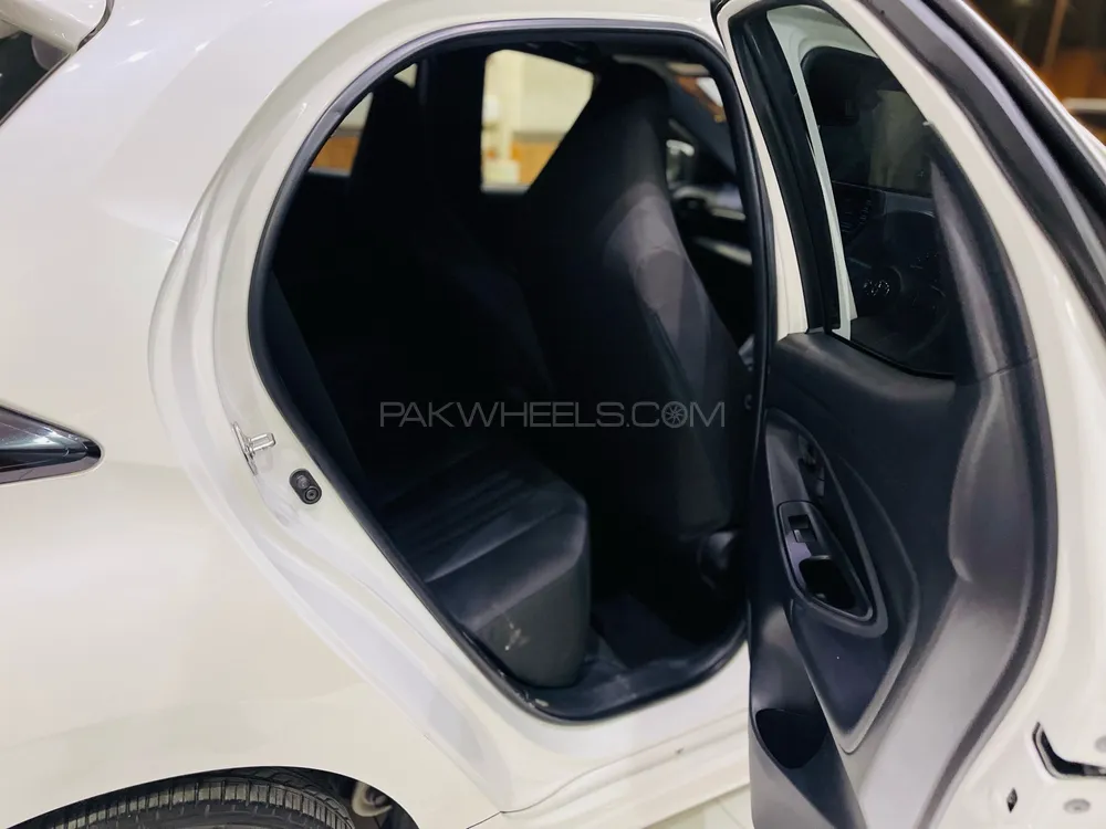 Toyota Yaris Hatchback 2021 for Sale in Peshawar Toyota Yaris Hatchback 2021 for Sale in Peshawar Image-11