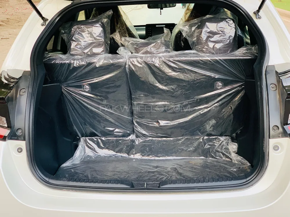 Toyota Yaris Hatchback 2025 for Sale in Multan Toyota Yaris Hatchback 2025 for Sale in Multan Image-13