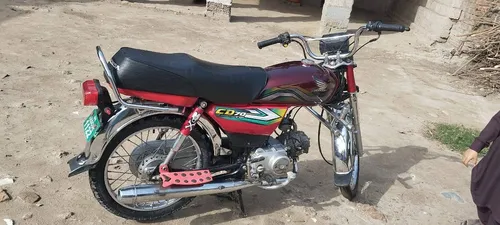 Honda CD 70 2023
