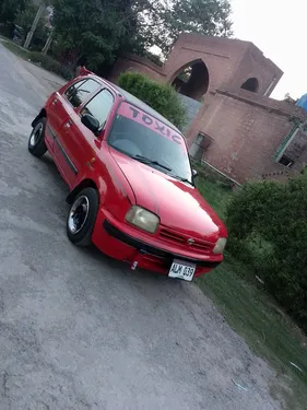 Nissan March Bolero 2006