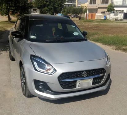 Suzuki Swift GLX CVT 2024