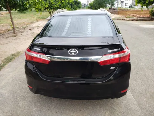 Toyota Corolla XLi VVTi 2016