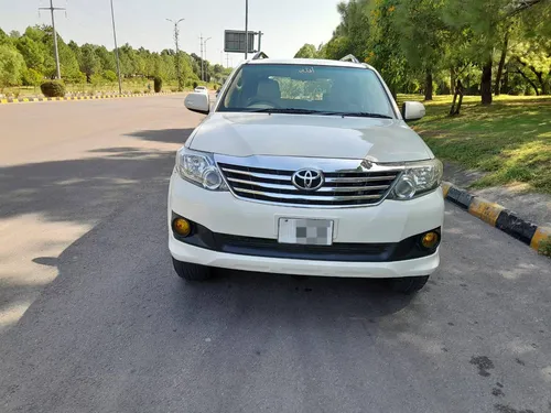 Toyota Fortuner 2.7 VVTi 2013