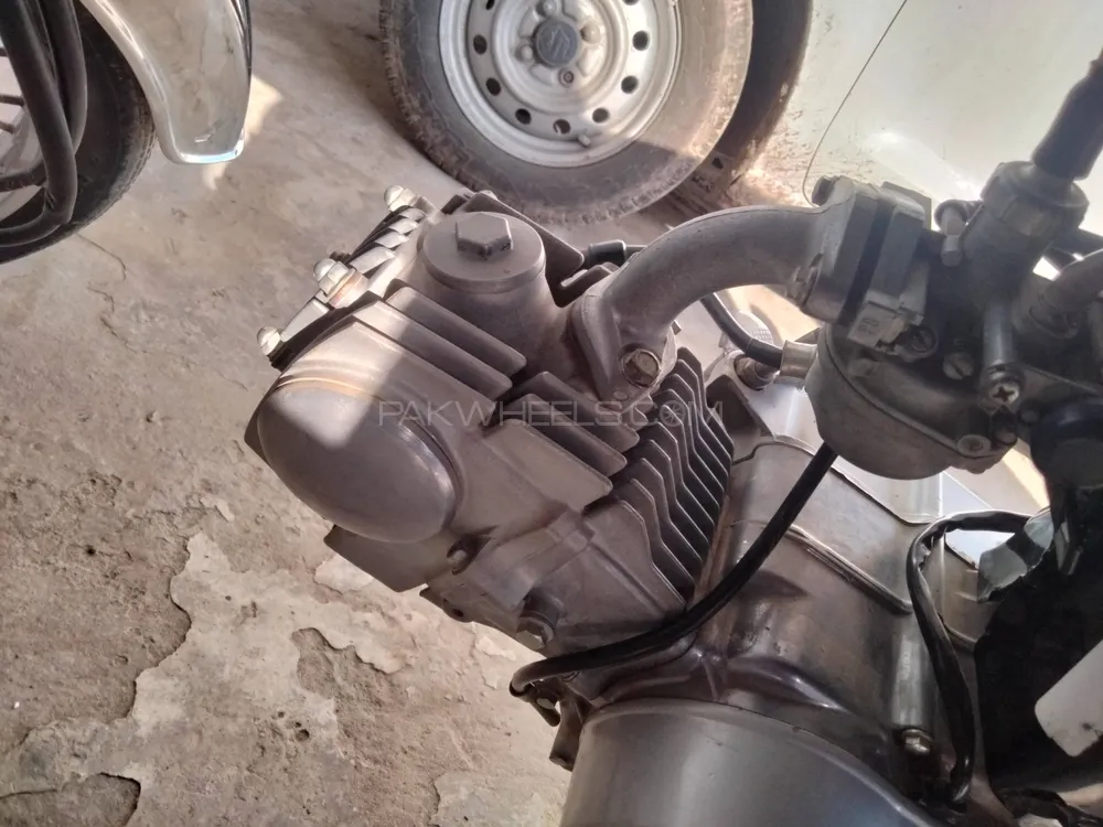 ہونڈا CD 70 2024 for Sale ہونڈا CD 70 2024 for Sale Image-3