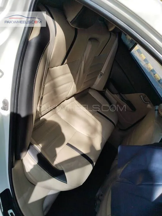 ہونڈا سوک 2013 for Sale in اسلام آباد ہونڈا سوک 2013 for Sale in اسلام آباد Image-11
