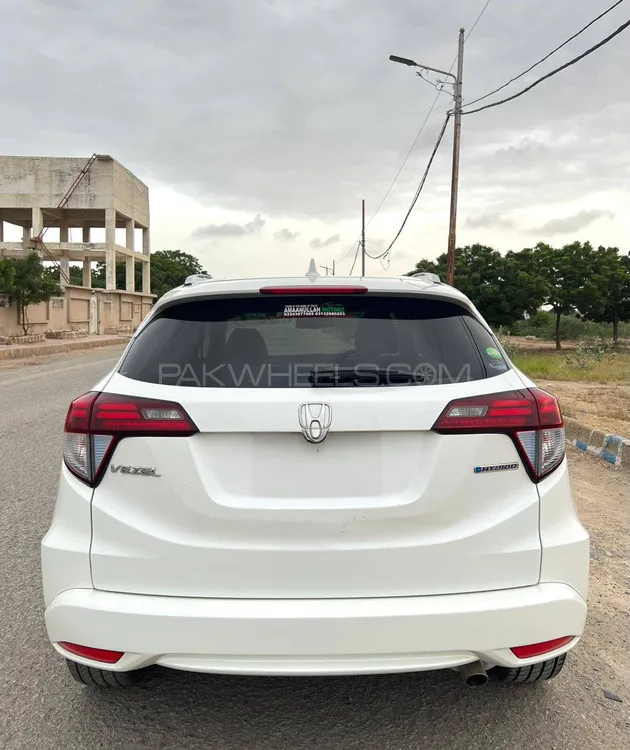 Honda Vezel 2014 for Sale in Karachi Honda Vezel 2014 for Sale in Karachi Image-13