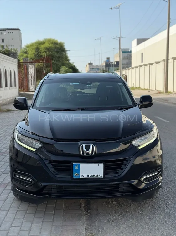 Honda Vezel 2019 for Sale in Lahore Image-1