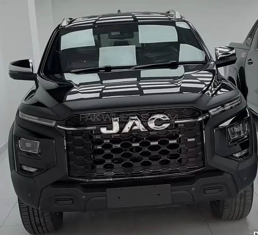 JAC T9 2025 for Sale in Jhelum JAC T9 2025 for Sale in Jhelum Image-1