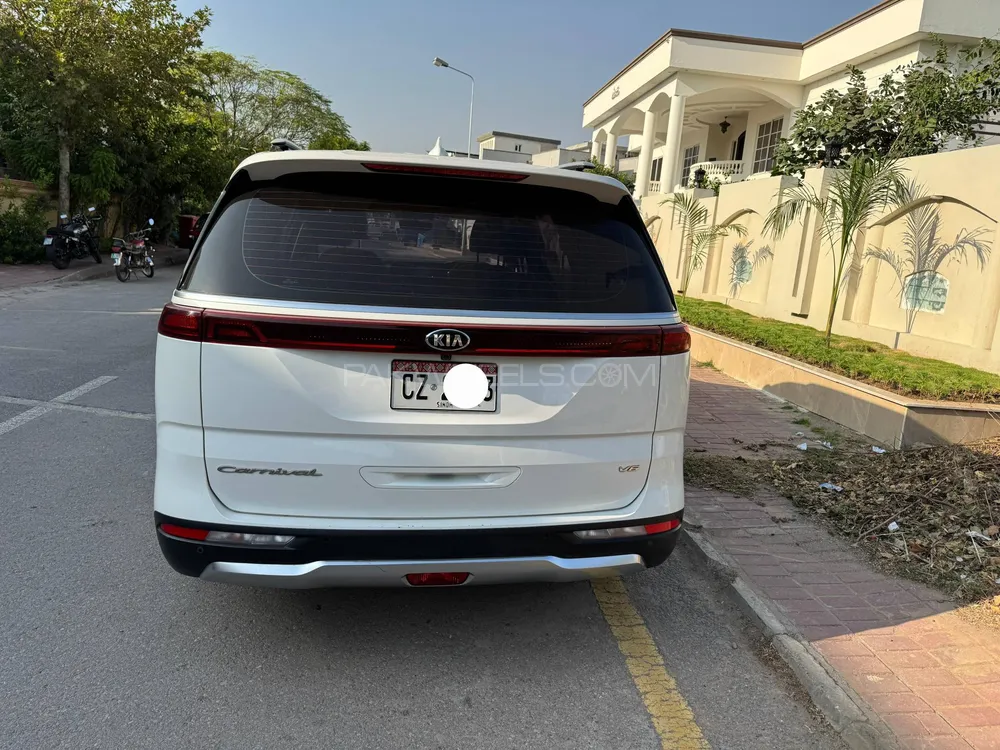 KIA Carnival 2021 for Sale in Islamabad KIA Carnival 2021 for Sale in Islamabad Image-2