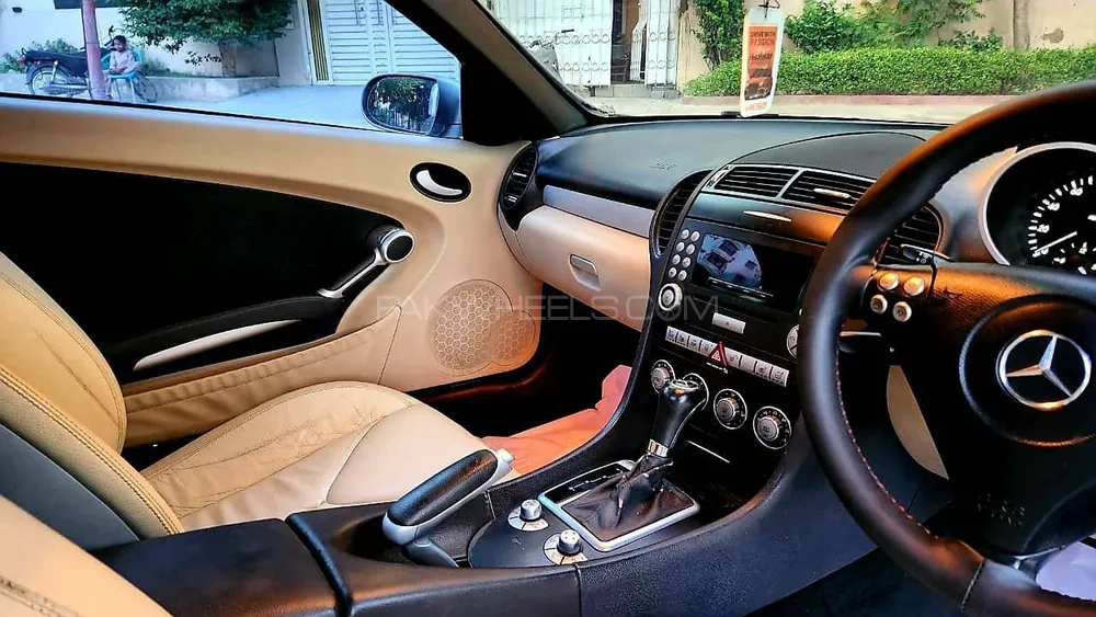 Mercedes Benz SLK Class 2007 for Sale in Karachi Mercedes Benz SLK Class 2007 for Sale in Karachi Image-8