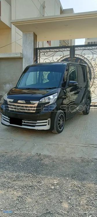 Nissan Dayz Roox 2015 for Sale in Karachi Nissan Dayz Roox 2015 for Sale in Karachi Image-1