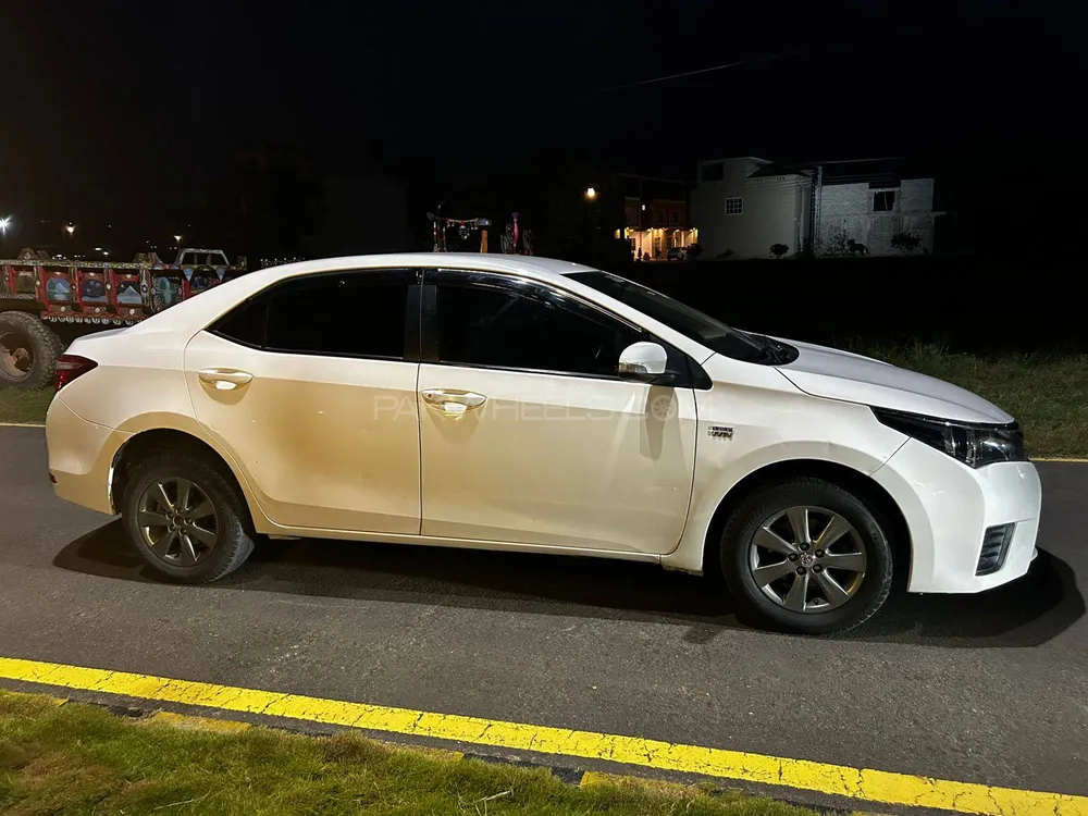 Toyota Corolla 2016 for Sale in Bhimber Image-1