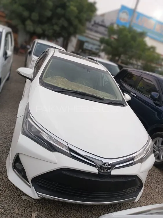 Toyota Corolla 2017 for Sale in Karachi Image-1