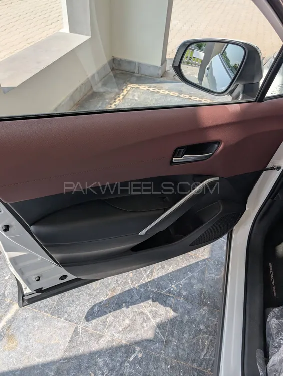 Toyota Corolla Cross 2025 for Sale in Muzaffar Gargh Toyota Corolla Cross 2025 for Sale in Muzaffar Gargh Image-10