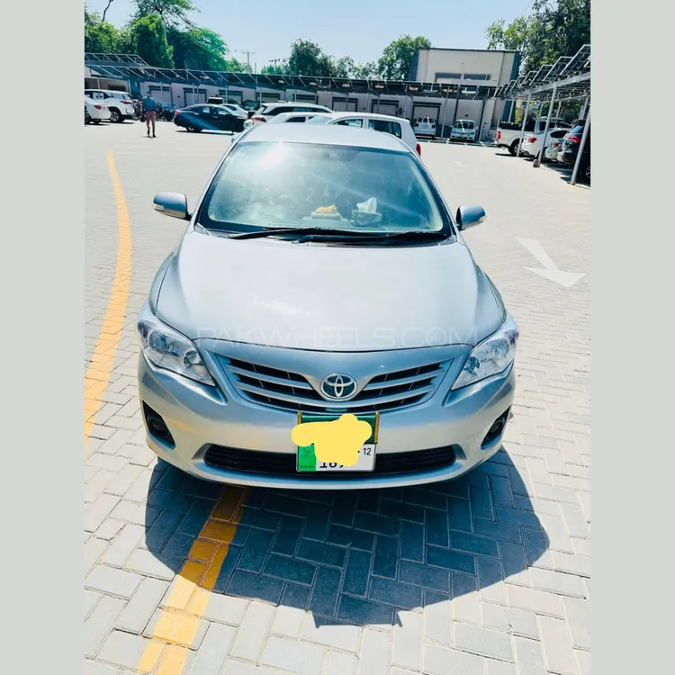 Toyota Corolla 2012 for Sale in Jhang Image-1