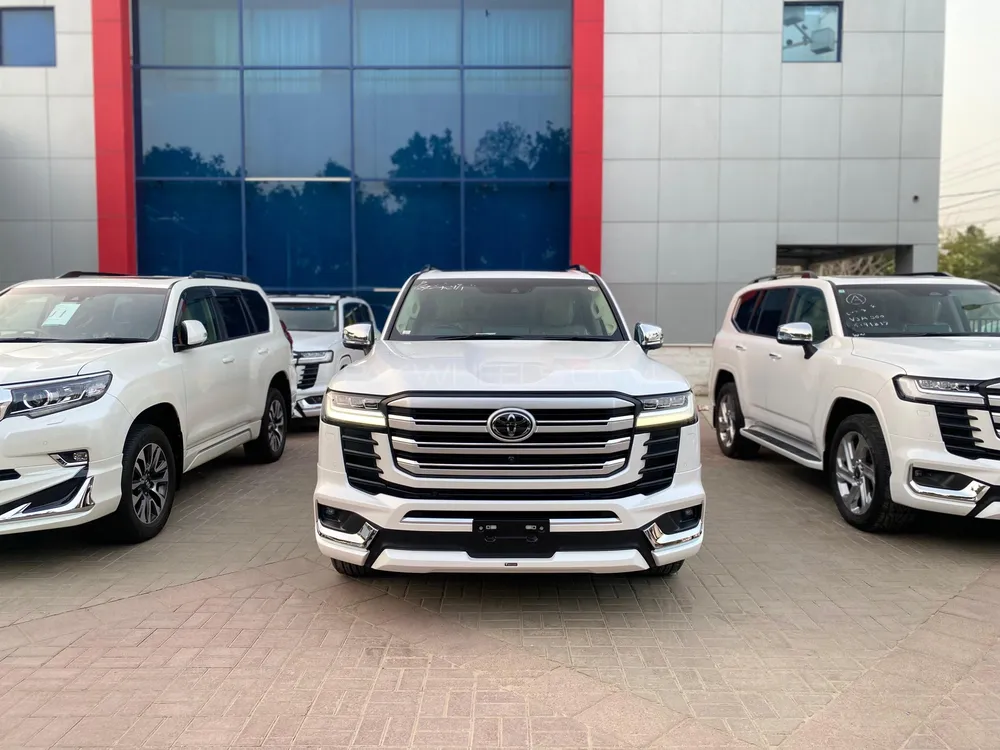 Toyota Land Cruiser 2021 for Sale in Karachi Toyota Land Cruiser 2021 for Sale in Karachi Image-2