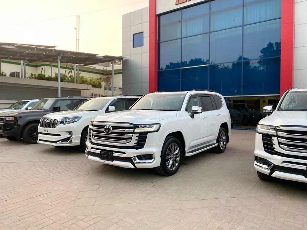 Toyota Land Cruiser 2021 for Sale in Karachi Toyota Land Cruiser 2021 for Sale in Karachi Image-3
