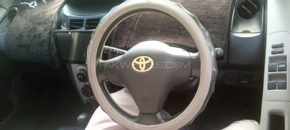 Toyota Vitz 2007 for Sale in Karachi Image-1