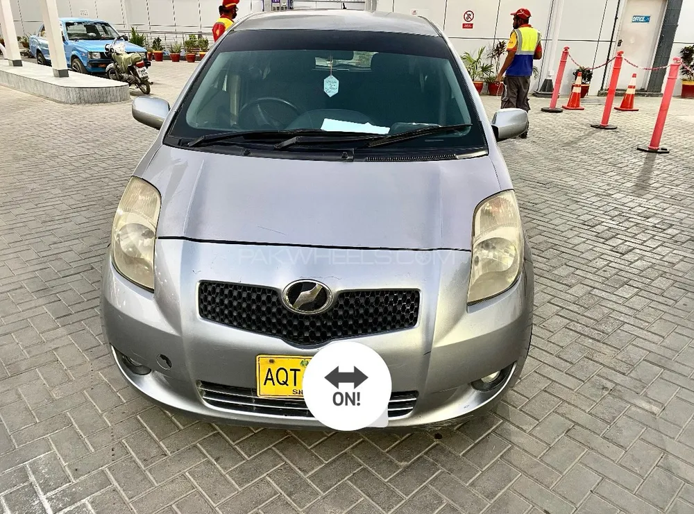 Toyota Vitz 2006 for Sale in Karachi Image-1