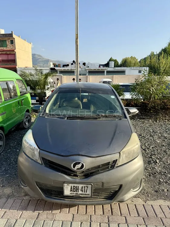Toyota Vitz 2014 for Sale in Abbottabad Image-1