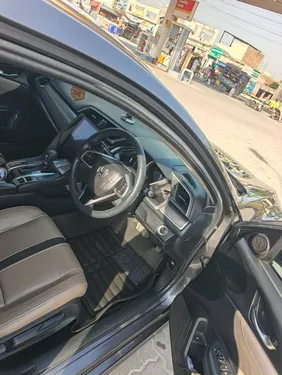 Honda Civic 1.8 i-VTEC CVT 2018