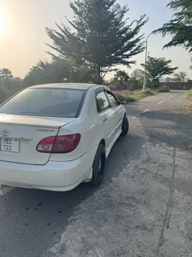 Toyota Corolla SE Saloon 2004