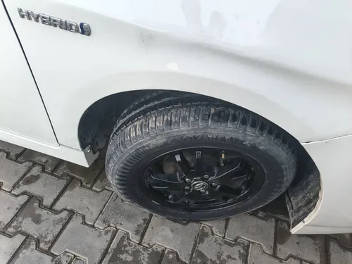 Toyota Prius G 1.8 2015