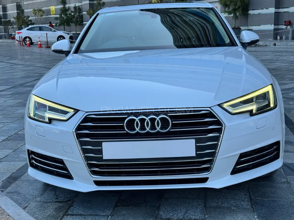 Audi A4 2018 for Sale in Islamabad Image-1